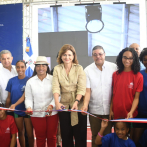 Entregan obras deportivas en Independencia y Bahoruco
