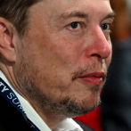 Musk ofrecerá su nuevo bot de inteligencia artificial Grok a los usuarios de pago de X