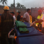 Director 911: Unas 10 ambulancias asisten en la 27 de Febrero con Máximo Gómez tras colapso de pared