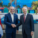 Tony Blair se reúne con Abinader para tratar disputa con Haití