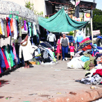 Negocios informales bloquean y arrabalizan espacios públicos del Gran Santo Domingo