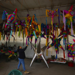 En México, las piñatas no son sólo un juego de niños