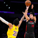 Los Lakers no levantan cabeza y los Clippers siguen con paso firme en la NBA, Towns anota 22