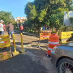 Choferes de Luperón protestan en reclamo terminación puente entrada al municipio