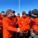 Milei viaja a la Antártida y lanza programa contra contaminación por microplásticos