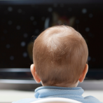 ¡Cuidado! Los bebés que ven televisión pueden tener más riesgo de conductas sensoriales atípicas