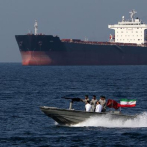 Iraníes toman un barco petrolero