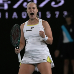Blinkova elimina a Rybakina en Australia tras ganar el desempate más largo en un Grand Slam