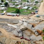 Haitianos reciben donación de 15 mil dólares para construcción de canal del río Masacre
