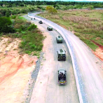 Convoy del Ejército recorre la frontera en prevención incidentes en Haití