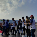 Los Tiburones de la Guaira son recibidos como héroes a su llegada a Venezuela