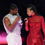 El error vocal de Alicia Keys es editado del espectáculo de medio tiempo donde actuó junto a Usher