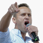 Autoridades rusas amenazan a madre de Navalni con enterrar el cadáver de su hijo en la misma cárcel