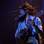 La película sobre Bob Marley salvada por las canciones armoniosamente integradas en la trama y a la interpretación auténtica de Kingsley Ben-Adir