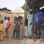 Raptan a 150 alumnos en escuela de Nigeria