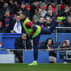 El Paris Saint Germain vuelve a empatar con Mbappé otra vez de suplente