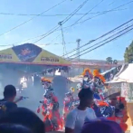 Policía Nacional investiga incendio en carnaval de Salcedo
