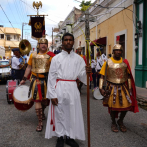 Feligreses realizan caminata por el Domingo de Ramos