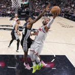 Knicks y Sixers van tras alcanzar las finales de conferencia de la NBA a pesar de las lesiones