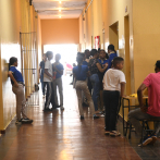 Abinader: “Es obvio que los estudiantes dominicanos tienen que tener prioridad sobre los extranjeros”