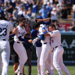 Ohtani deja tendido a los Rojos con sencillo