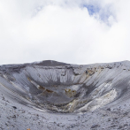 El volcán colombiano Puracé se mantiene en alerta naranja