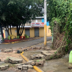 Mujer muere aplastada en Constanza por una pared que cayó debido a las lluvias
