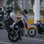Maduro declara las piruetas en motocicletas como un deporte nacional de Venezuela