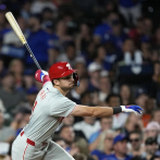 Trea Turner conecta un par de vuelacercas y los Filis se imponen a los Cachorros