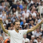 Medvedev supera a Sinner y se enfrentará al campeón defensor Alcaraz en Wimbledon