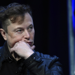 Elon Musk discute con Nicolás Maduro en redes sociales y lo compara con un burro