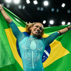 Rebeca Andrade gana el oro en suelo en París-2024; Biles se queda con la plata