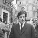 Alain Delon, el poder de seducción de un lobo solitario