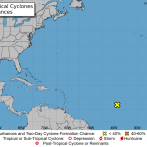 Zona de aguaceros mantiene probabilidad de 20% de convertirse en ciclón en los próximos siete días