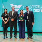 Banreservas recibe premio internacional por Bancarizar es Patria