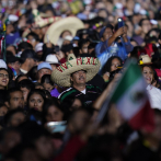 Mexicanos celebran su independencia con el Grito de Dolores en Times Square