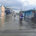 Lluvias provocan inundación en el centro de Tamayo en Bahoruco