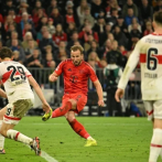 Bayern saca el rodillo ante el Stuttgart (4-0) con triplete de Kane