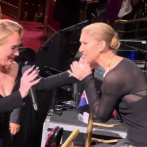 El emotivo momento entre Adele y Céline Dion en un concierto en Las Vegas