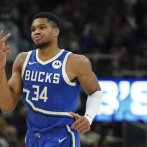 Antetokounmpo: 42 puntos, 12 rebotes, 11 asistencias y Bucks vencen Wizards