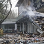 Cinco muertos y cuatro heridos tras derrumbe de un edificio en La Haya tras explosiones