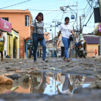 En el barrio La Lila la basura y el lodazal inundan las vías públicas