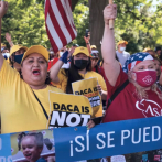 Dreamers piden detener demanda en su contra