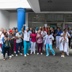 Centro de Gastroenterología protesta por ser excluidos de aumento salarial