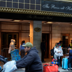 Cerrarán el polémico centro de acogida para migrantes del Hotel Roosevelt