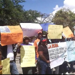 Moradores de Marañón y La Rusa protestan frente al Palacio por titulación de tierra