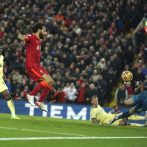 Mohamed Salah se queda tras firma de contrato por dos años con Liverpool