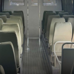 Así son por dentro los nuevos vehículos que se usarán en las deportaciones de haitianos