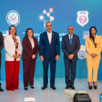 Abinader asiste a conferencia de Embajada de EE.UU., donde le dan crédito por responder a lucha contra las drogas sintéticas