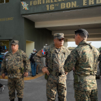 Ministro de Defensa supervisa construcción de verja perimetral y constata el despliegue de tropas